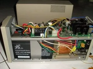 تعمیرات اینورتر برای کدام منابع تولید برق ضروری است؟